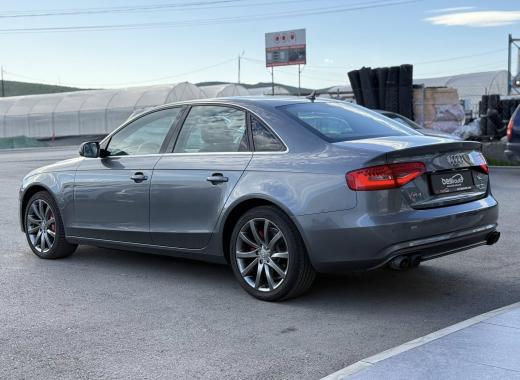 Audi A4 2.0 TDI S Line